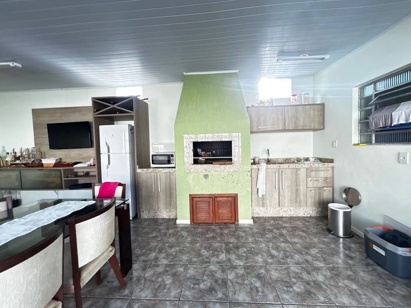 CASA A VENDA EM ATLÂNTIDA SUL A 450 METROS DO MAR!: 13ª foto da galeria de imagens do imóvel
