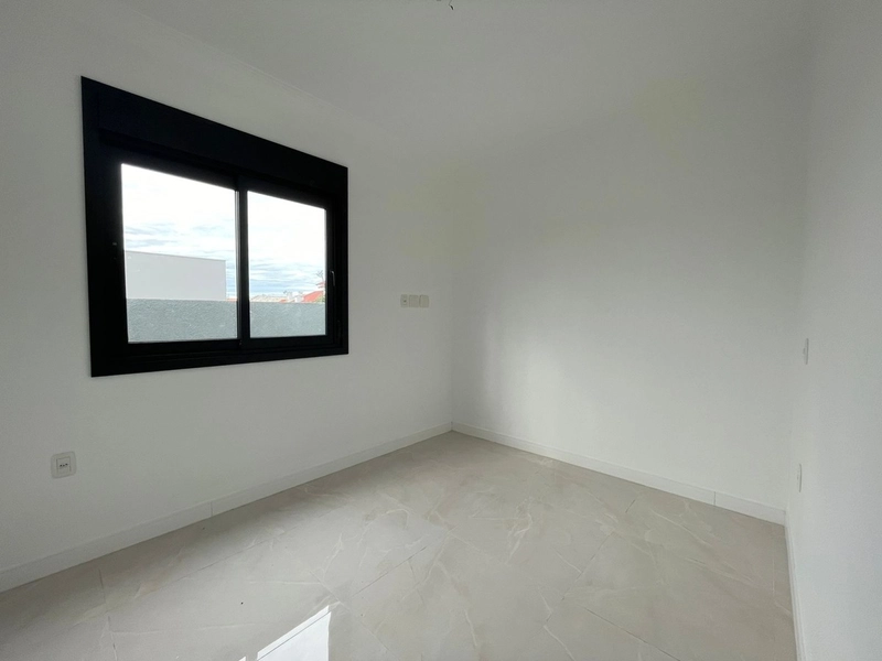 Casa à venda Atlandida Sul: 9ª foto da galeria de imagens do imóvel