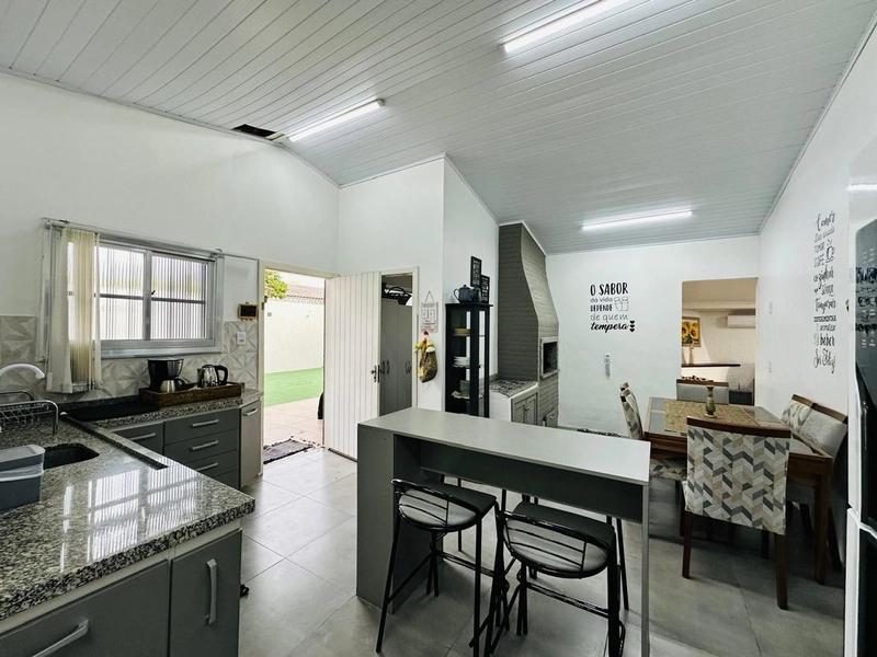 Casa à venda em Atlandida Sul: 7ª foto da galeria de imagens do imóvel