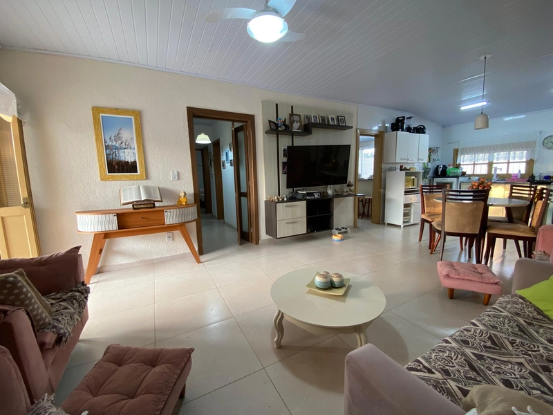 Casa à venda em Atlântida Sul!: 5ª foto da galeria de imagens do imóvel