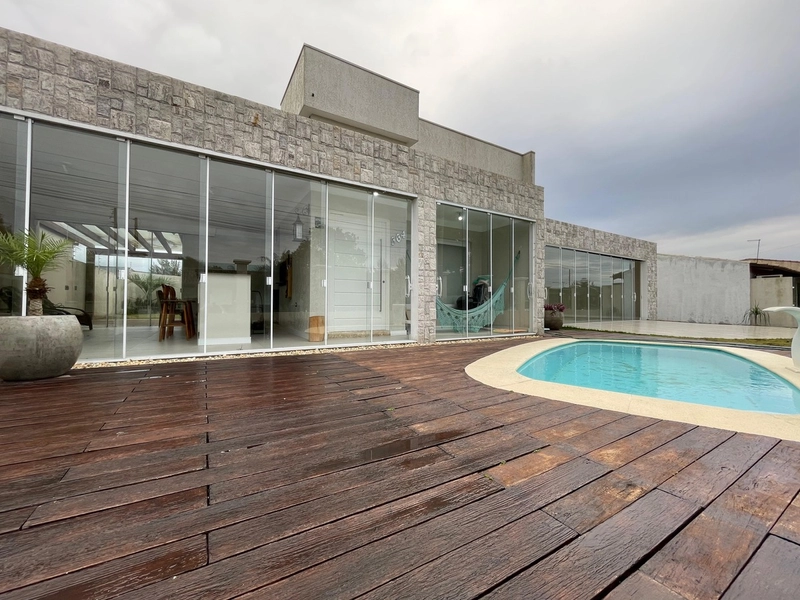 Casa à venda em Atlântida Sul!: 1ª foto da galeria de imagens do imóvel