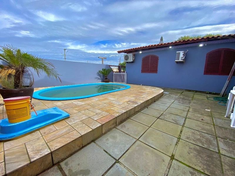 CASA À VENDA EM ATLÂNTIDA SUL!: 12ª foto da galeria de imagens do imóvel