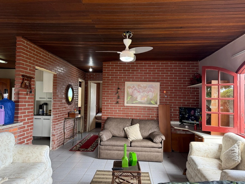 CASA À VENDA EM ATLÂNTIDA SUL!: 3ª foto da galeria de imagens do imóvel