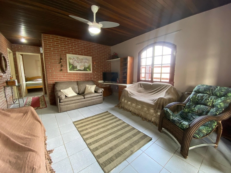 CASA À VENDA EM ATLÂNTIDA SUL!: 4ª foto da galeria de imagens do imóvel
