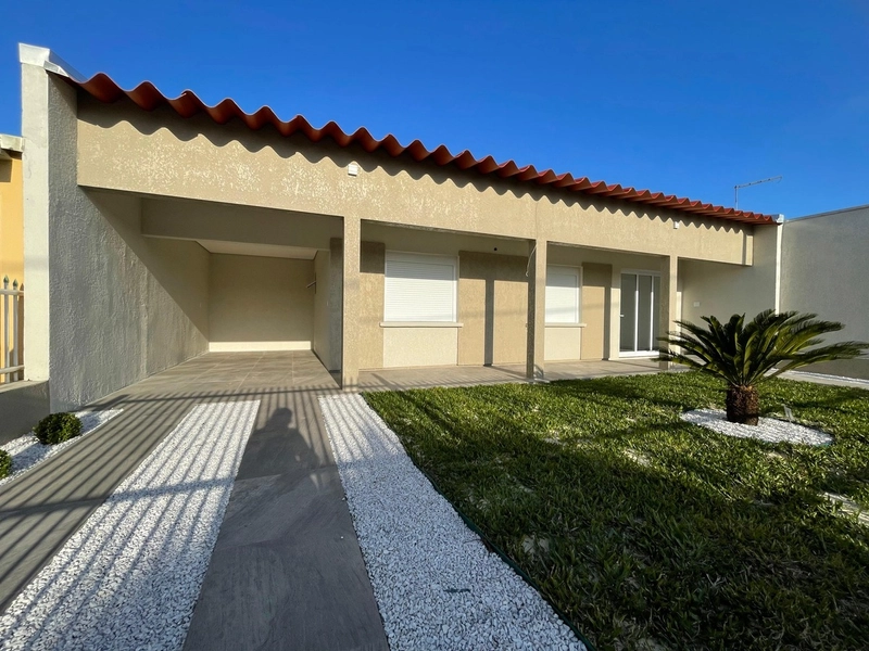 Casa à venda em Atlântida Sul!: 2ª foto da galeria de imagens do imóvel