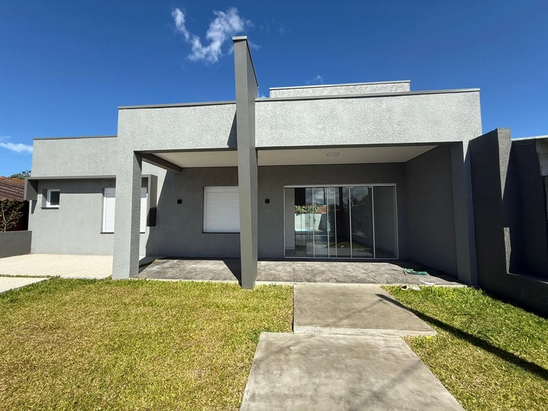 Casa à venda em Atlântida Sul!