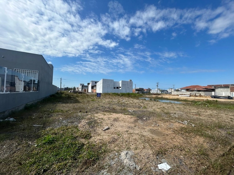 Terreno em Atlântida Sul: 1ª foto da galeria de imagens do imóvel