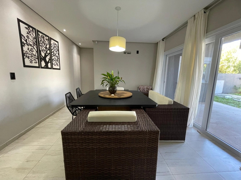 Casa à venda em Atlântida Sul!: 8ª foto da galeria de imagens do imóvel