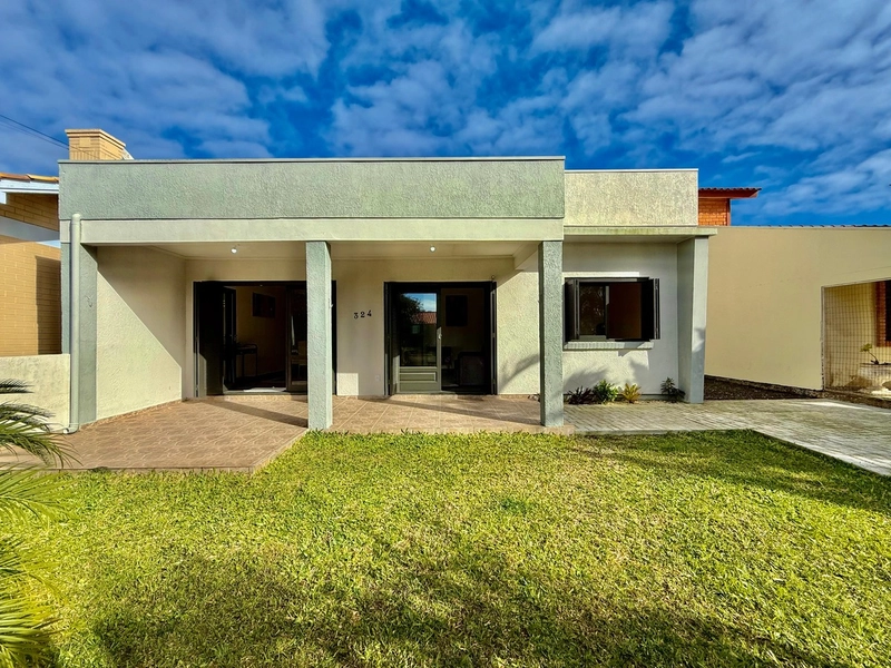 Casa na Praia de Mariápolis/ Atlântida Sul: 2ª foto da galeria de imagens do imóvel