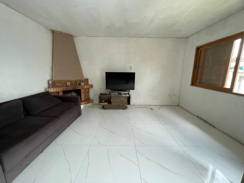 CASA À VENDA EM ATLANTIDA SUL: 4ª foto da galeria de imagens do imóvel