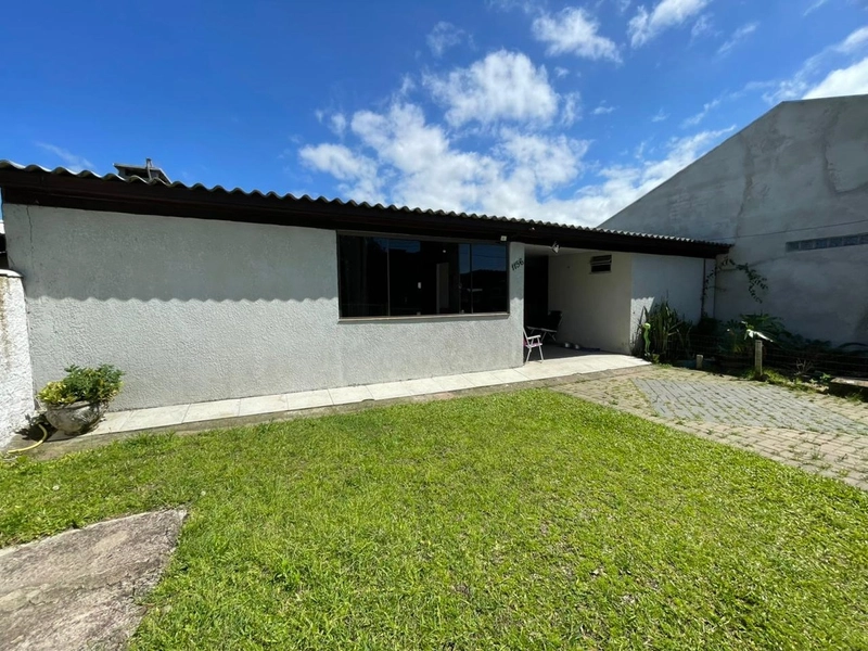 Casa à venda em Atlântida Sul!: 3ª foto da galeria de imagens do imóvel