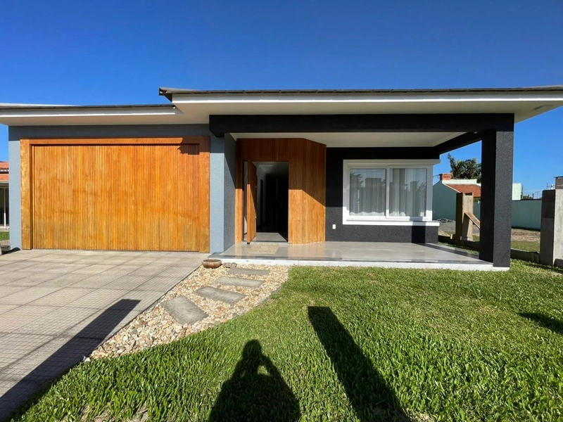 Casa a Venda em Rainha do Mar!: 1ª foto da galeria de imagens do imóvel