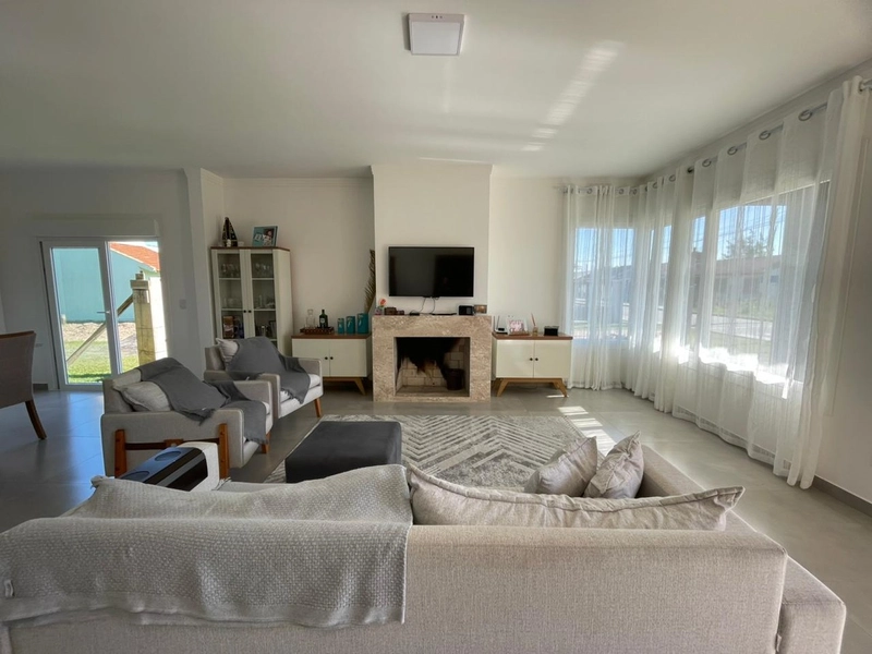 Casa a Venda em Rainha do Mar!: 3ª foto da galeria de imagens do imóvel