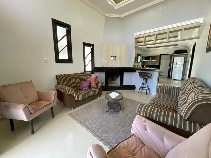 Casa à venda em Atlântida Sul!: 3ª foto da galeria de imagens do imóvel