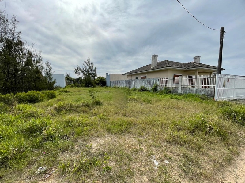 Terreno à venda em Atlântida Sul!: 3ª foto da galeria de imagens do imóvel