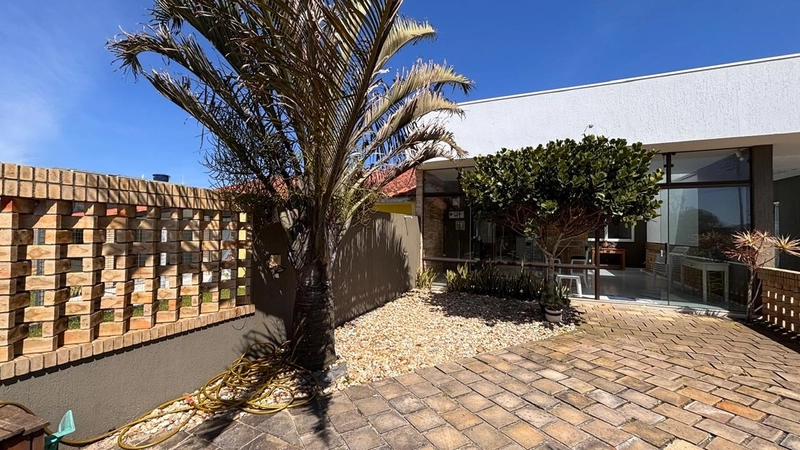 Casa no centro de Imbé!: 2ª foto da galeria de imagens do imóvel