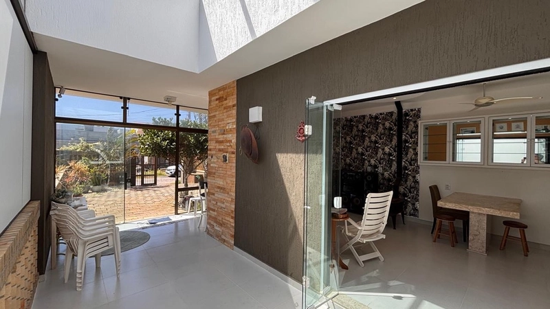 Casa no centro de Imbé!: 4ª foto da galeria de imagens do imóvel