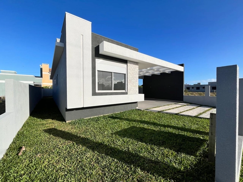 Casa em Atlantida Sul!: 2ª foto da galeria de imagens do imóvel