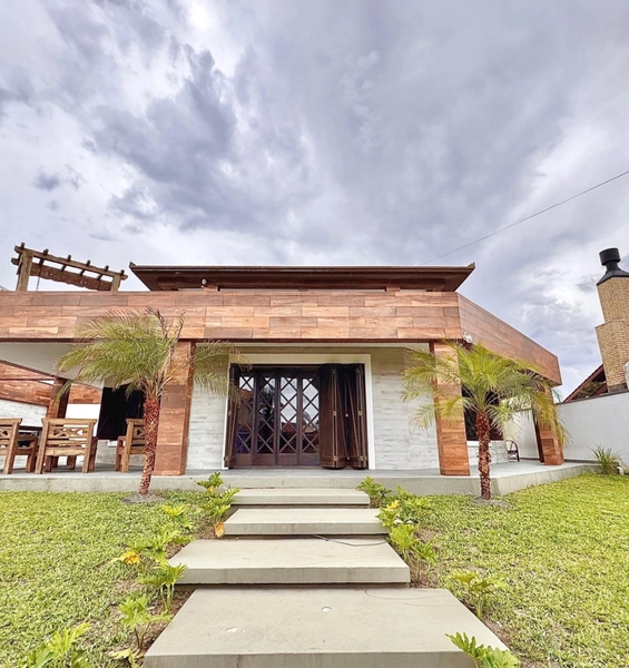 Linda casa em Xangrilá!