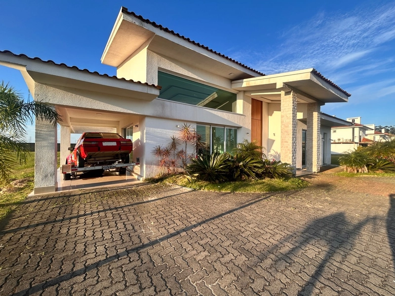 Casa no Condomínio Green Village Golf Club