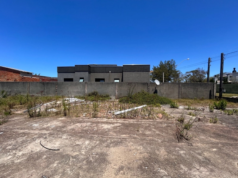 Terreno em Xangrilá: 5ª foto da galeria de imagens do imóvel