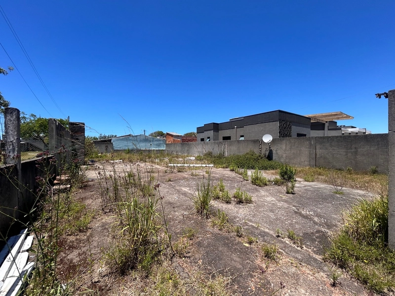 Terreno em Xangrilá: 2ª foto da galeria de imagens do imóvel