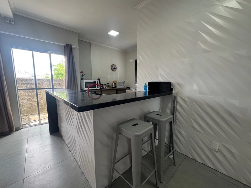 Casa de esquina em Atlântida Sul: 17ª foto da galeria de imagens do imóvel