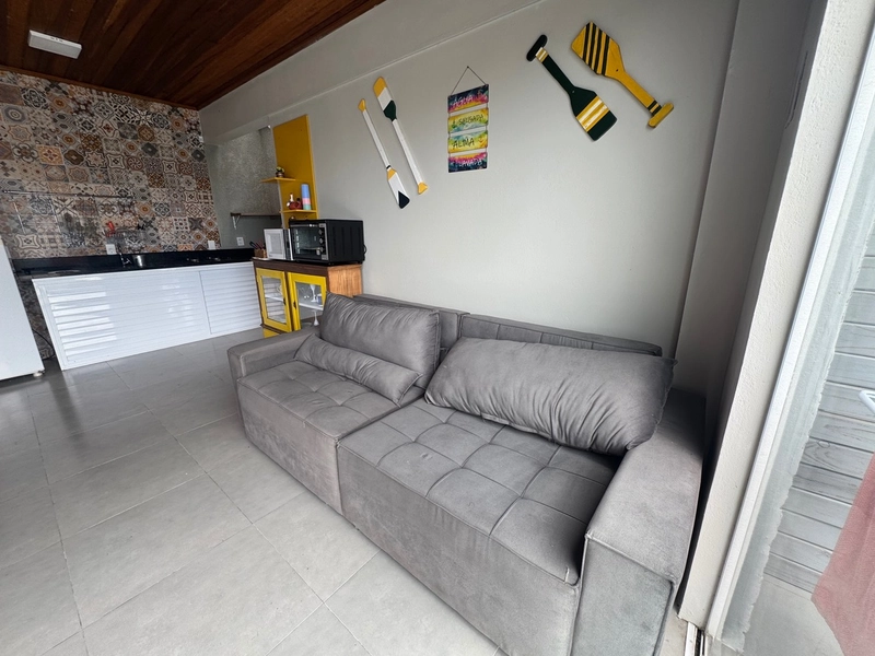 Casa de esquina em Atlântida Sul: 26ª foto da galeria de imagens do imóvel