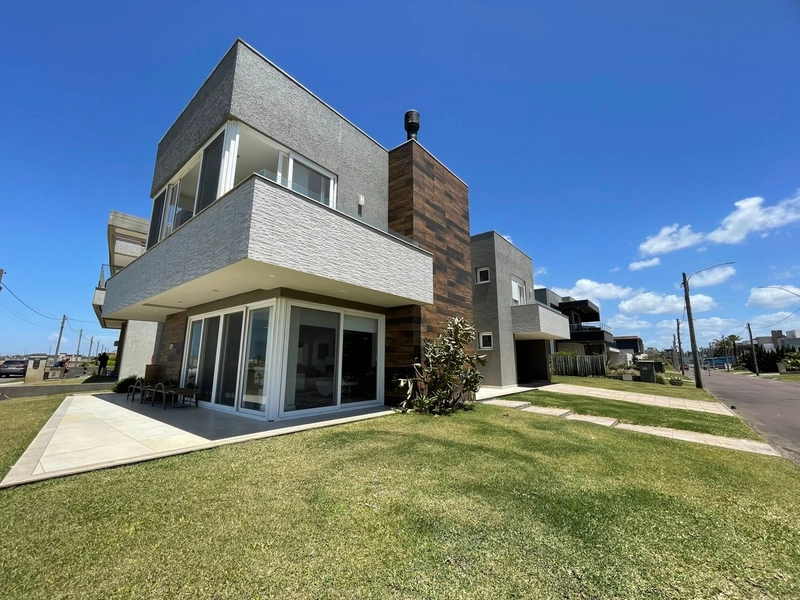 Sobrado beira mar à venda no condomínio Atlântico Villas Club!: 1ª foto da galeria de imagens do imóvel