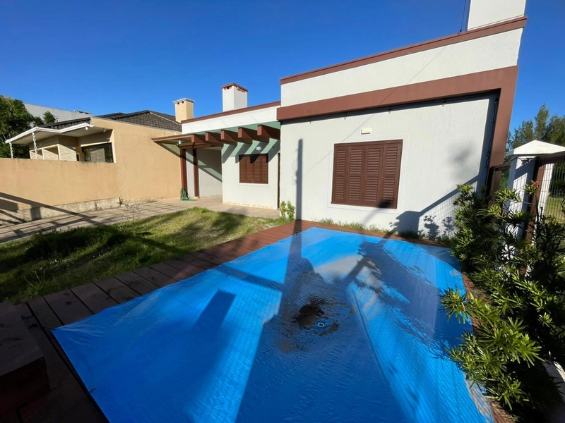 Casa à venda em Atlântida Sul!: 3ª foto da galeria de imagens do imóvel