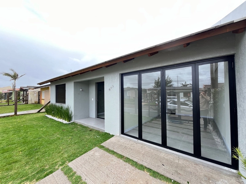 Casa a Venda em Atlântida Sul!: 2ª foto da galeria de imagens do imóvel