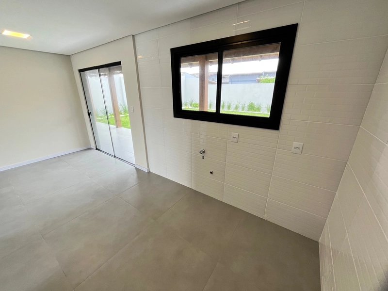Casa a Venda em Atlântida Sul!: 8ª foto da galeria de imagens do imóvel