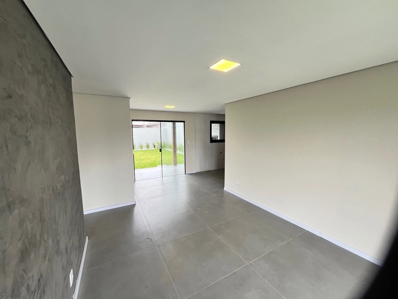 Casa a Venda em Atlântida Sul!: 6ª foto da galeria de imagens do imóvel