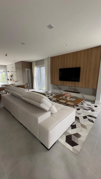 Sobrado no Condomínio Sunset: 4ª foto da galeria de imagens do imóvel