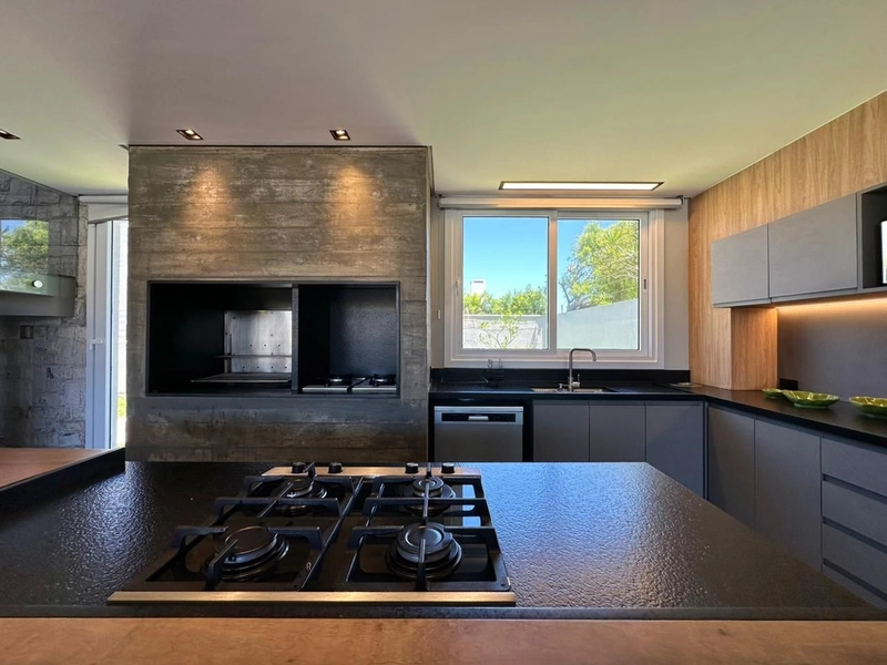 Sobrado à venda em Xangri-lá: 9ª foto da galeria de imagens do imóvel