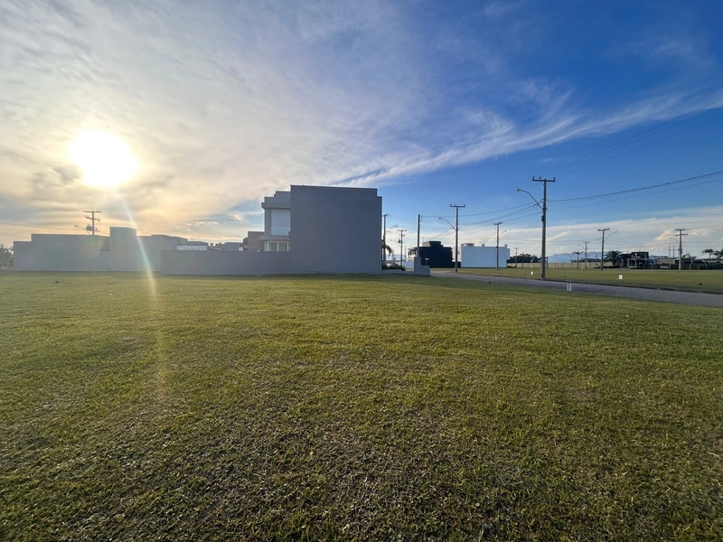 Terreno no Santorini: 4ª foto da galeria de imagens do imóvel