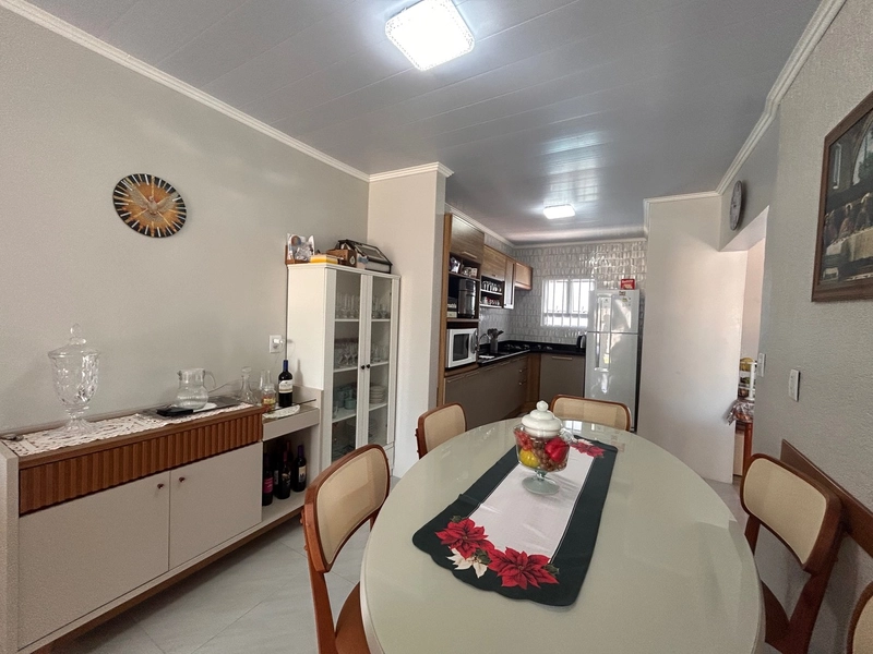 Casa a poucos metros do mar em Atlântida Sul!: 6ª foto da galeria de imagens do imóvel