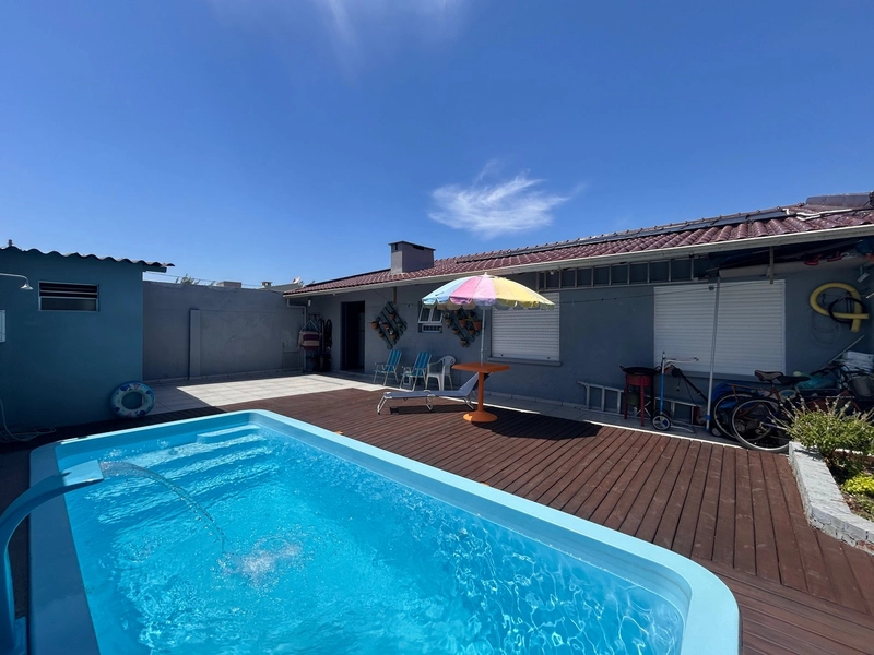 Casa a poucos metros do mar em Atlântida Sul!: 25ª foto da galeria de imagens do imóvel