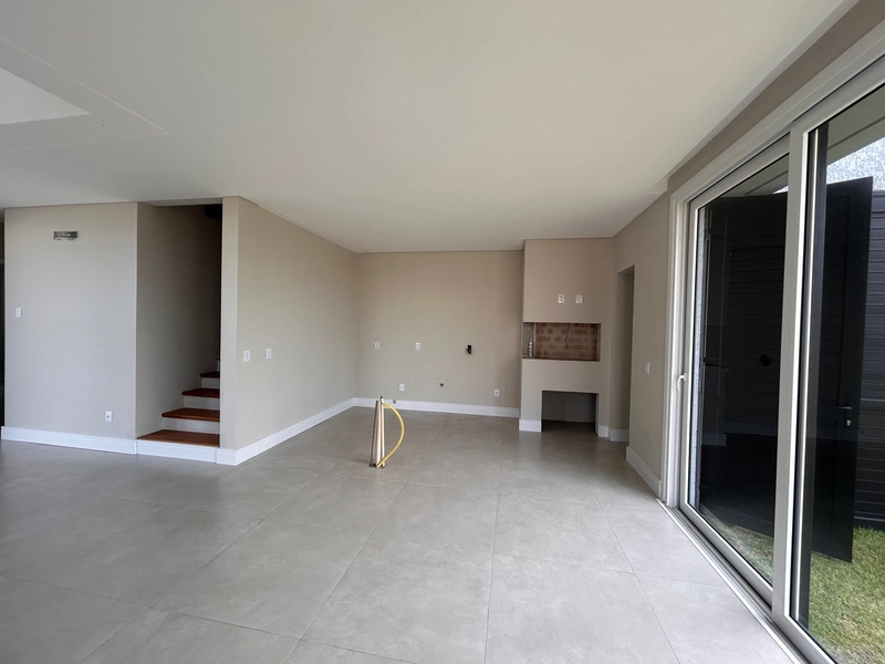 Sobrado de esquina em Xangrilá!: 7ª foto da galeria de imagens do imóvel