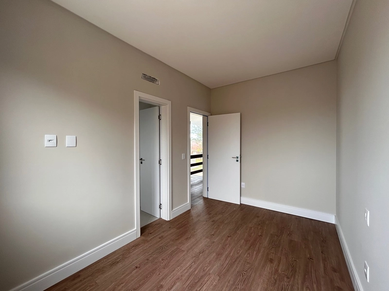 Sobrado de esquina em Xangrilá!: 21ª foto da galeria de imagens do imóvel