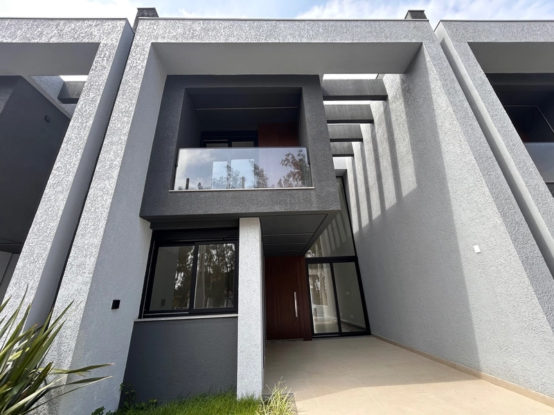 Sobrado a venda em Xangrilá!: 1ª foto da galeria de imagens do imóvel