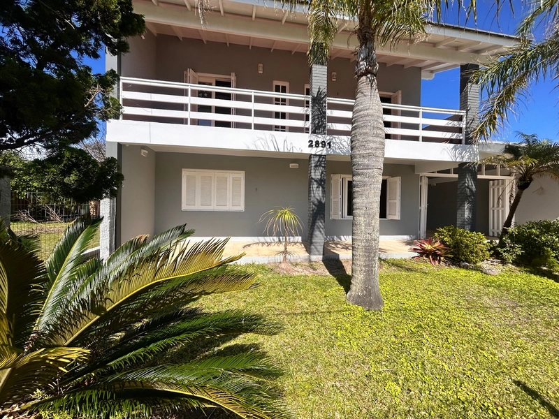 Sobrado a venda em Imbé!: 2ª foto da galeria de imagens do imóvel