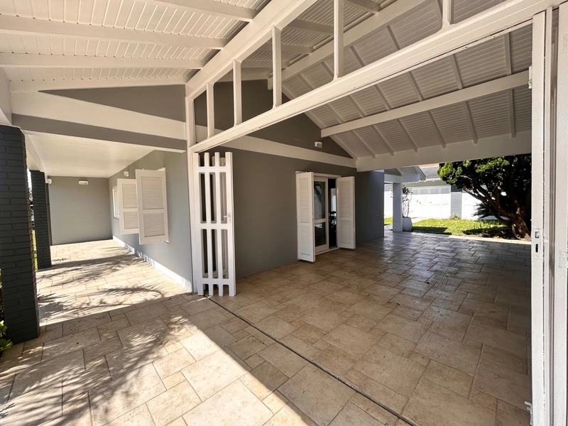 Sobrado a venda em Imbé!: 3ª foto da galeria de imagens do imóvel