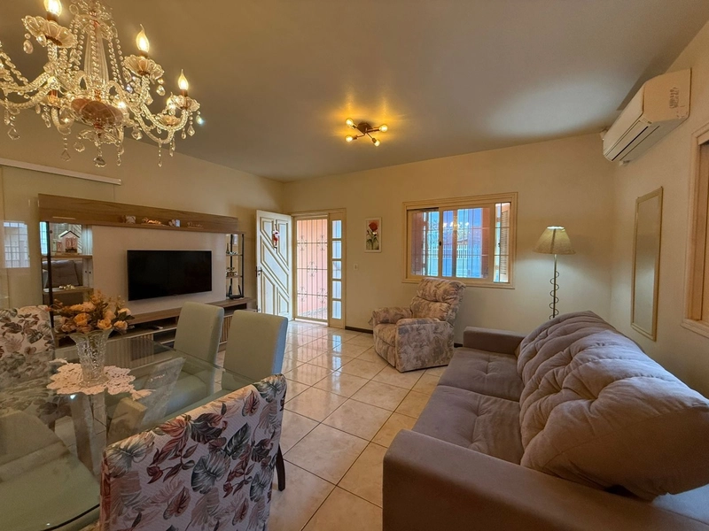 Casa de Esquina em Atlântida Sul!!: 7ª foto da galeria de imagens do imóvel