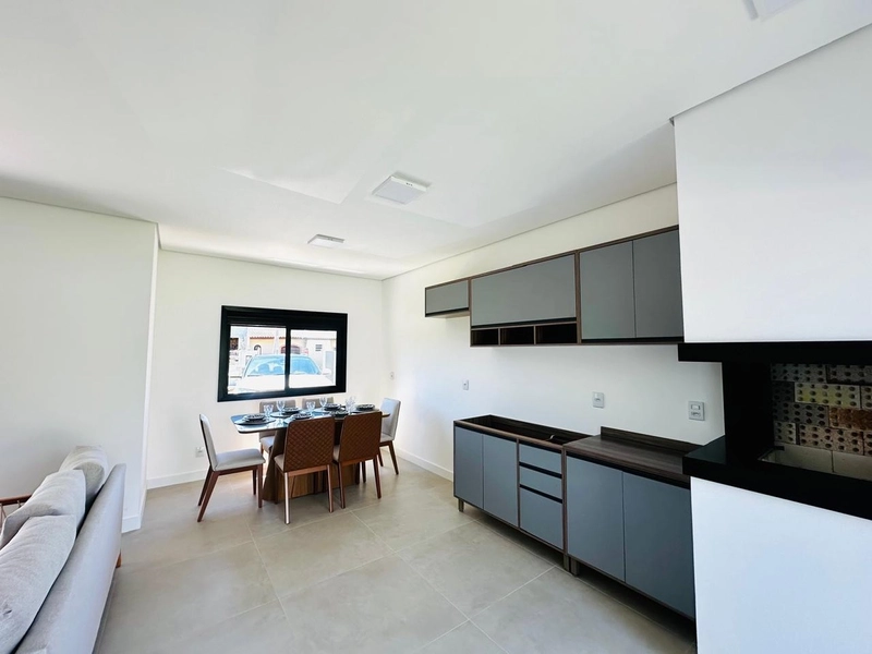 Casa em Atlântida Sul!: 5ª foto da galeria de imagens do imóvel