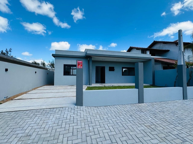 Casa em Atlântida Sul!: 2ª foto da galeria de imagens do imóvel