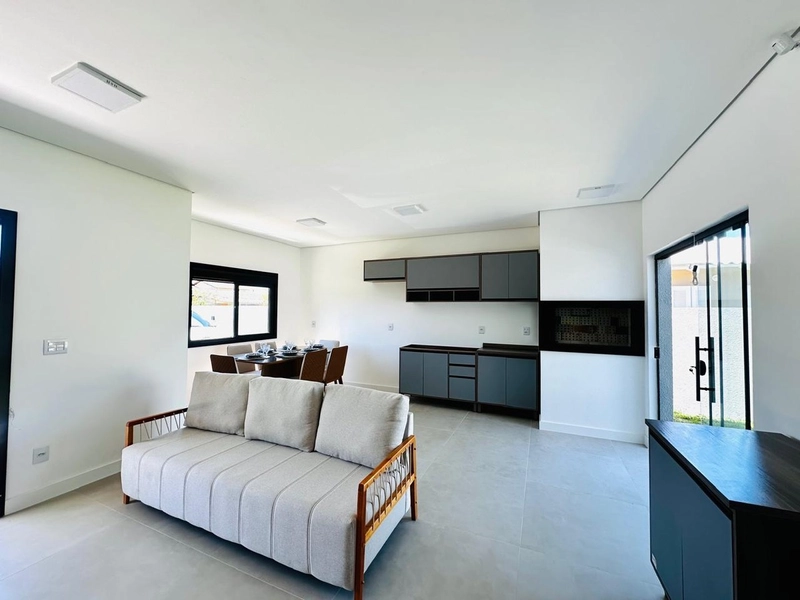 Casa em Atlântida Sul!: 6ª foto da galeria de imagens do imóvel