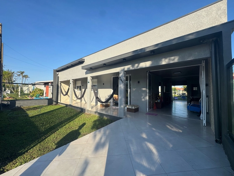 Vende Casa em Atlantida Sul