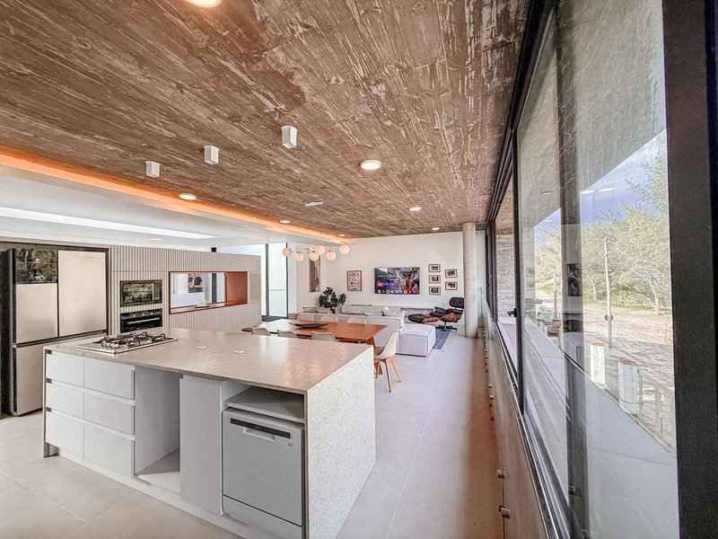 Casa a Venda Beira Mar!!: 4ª foto da galeria de imagens do imóvel