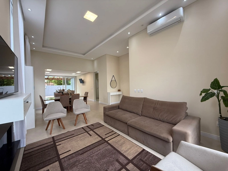 CASA À VENDA EM XANGRI-LÁ!!: 5ª foto da galeria de imagens do imóvel